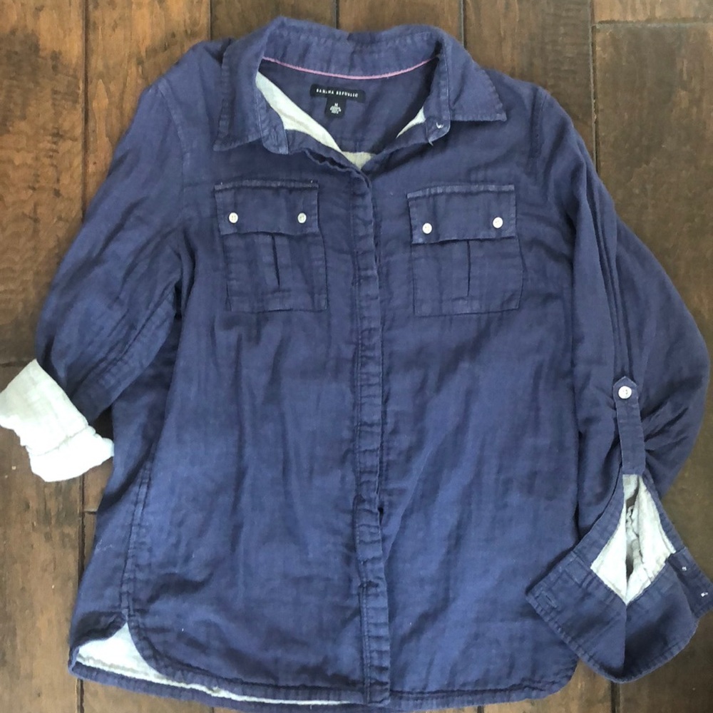 Banana Republic button down chambray shirt